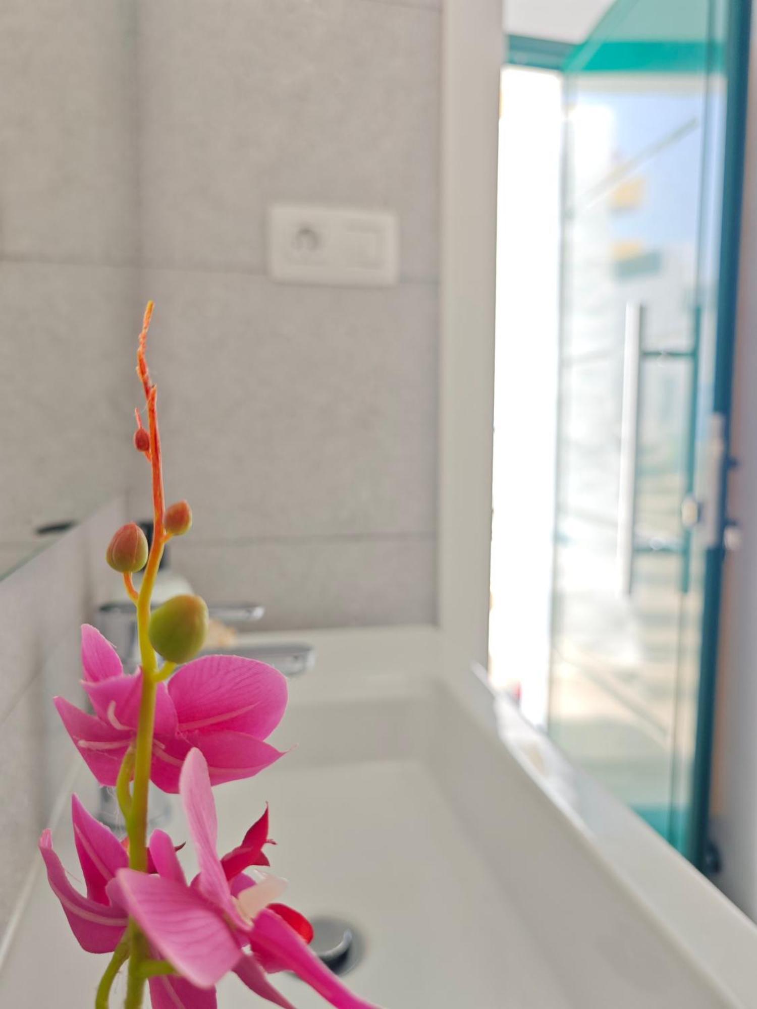 Cozy Apartment In Front Of The Natural Pools El Pris 외부 사진