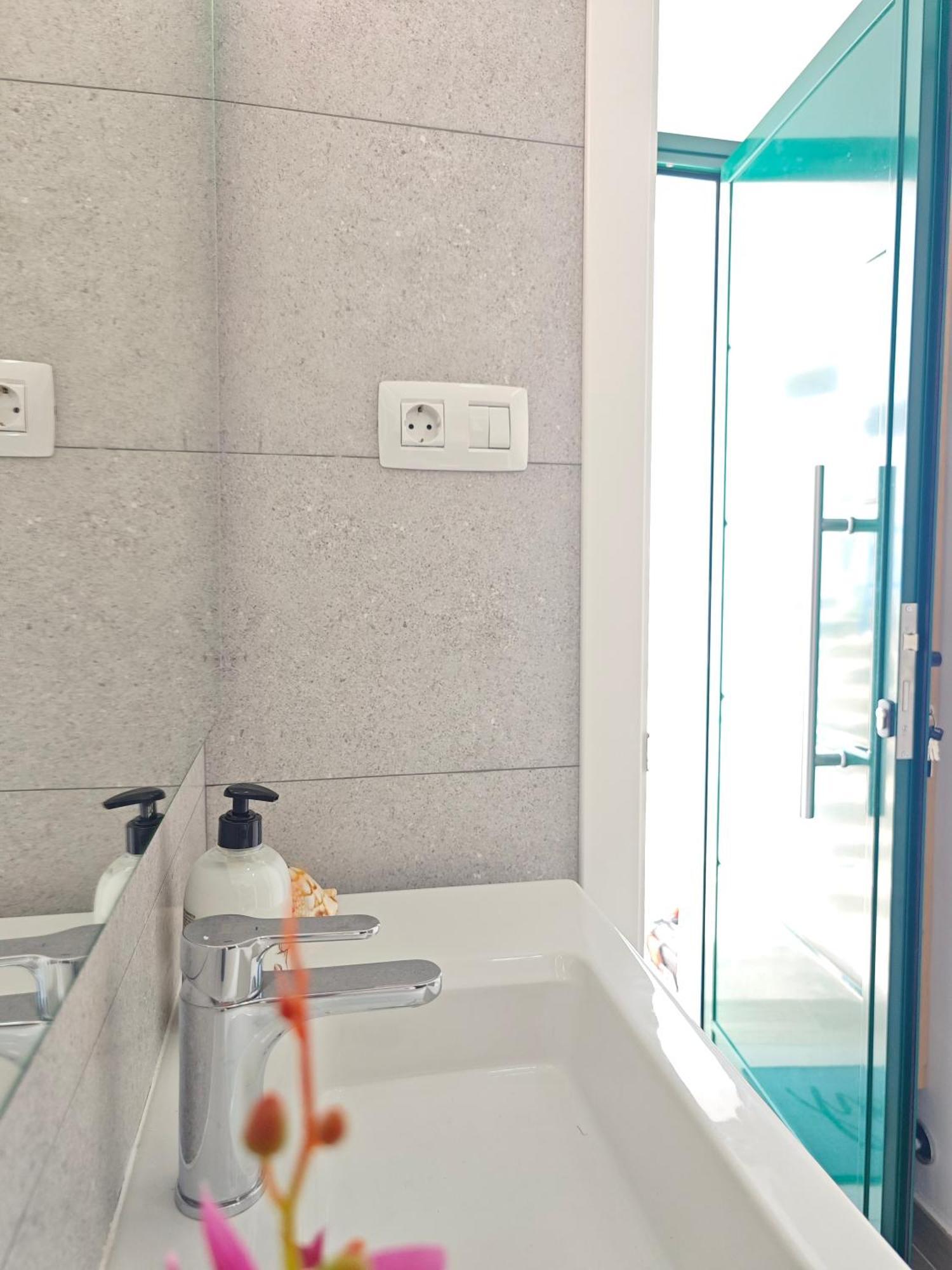 Cozy Apartment In Front Of The Natural Pools El Pris 외부 사진